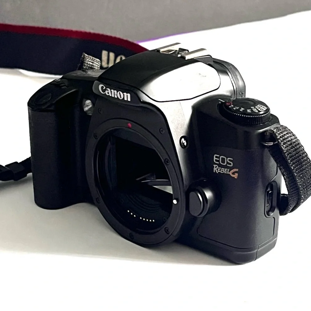 Canon EOS Rebel G 35mm FILM SLR Analog Camera - BODY ONLY